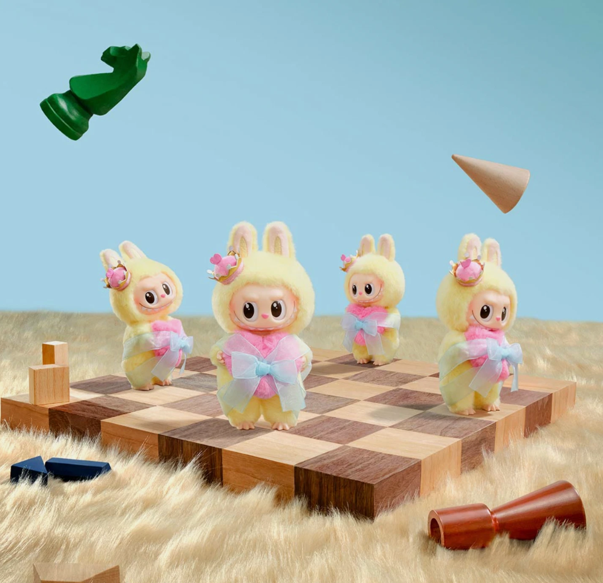 POP MART LABUBU THE MONSTERS Let's Checkmate Series-Vinyl Plush Hanging Card (PM-057671)