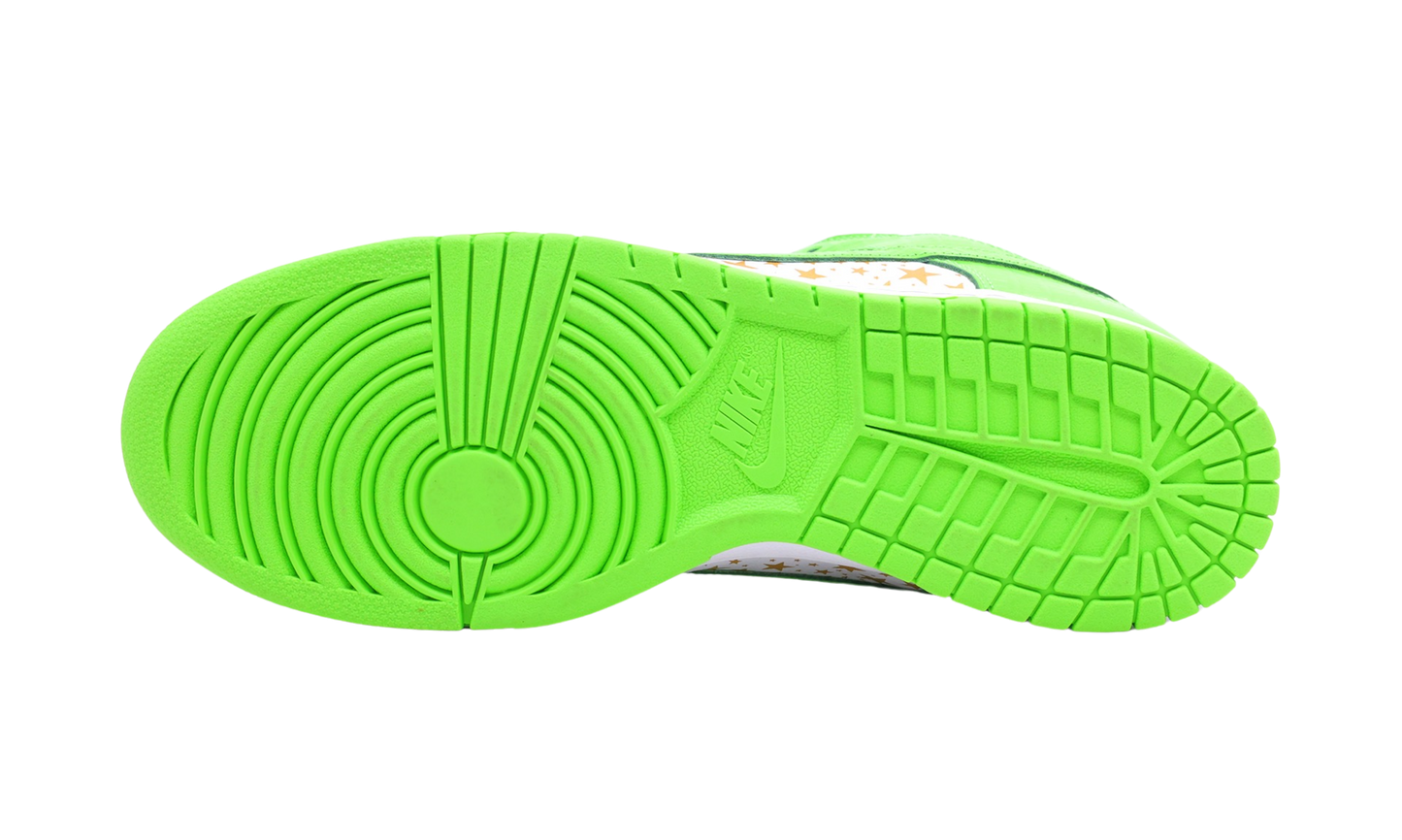 Nike SB Dunk Low Supreme Stars Mean Green (2021)