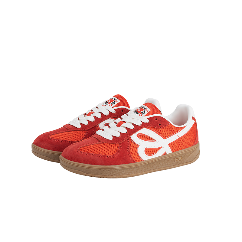 Happy Birds Day Low Sneakers red