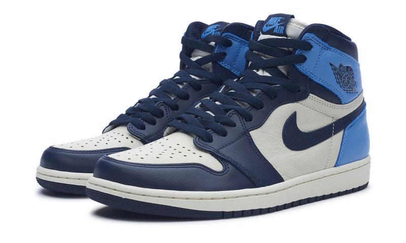 Nike Air Jordan 1 Retro High Obsidian UNC 555088-140