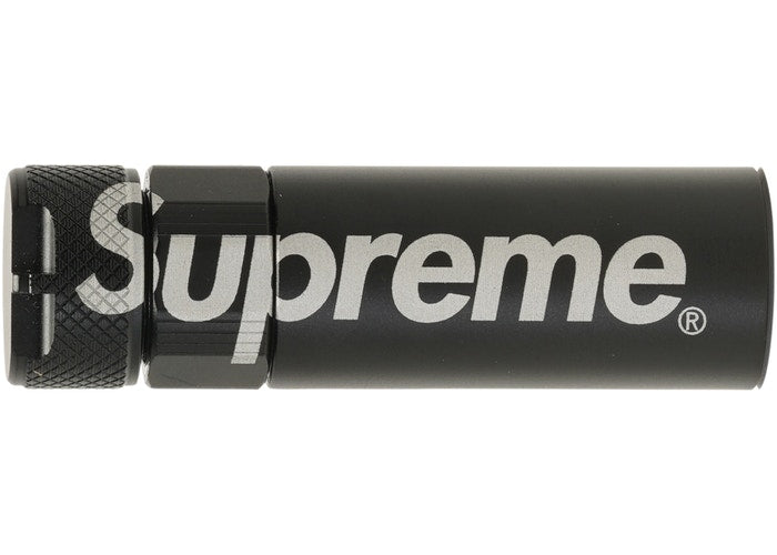 Supreme NITECORE Mini Magnetic Flashlight Black